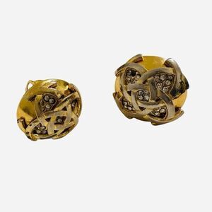 Chanel clip on earrings